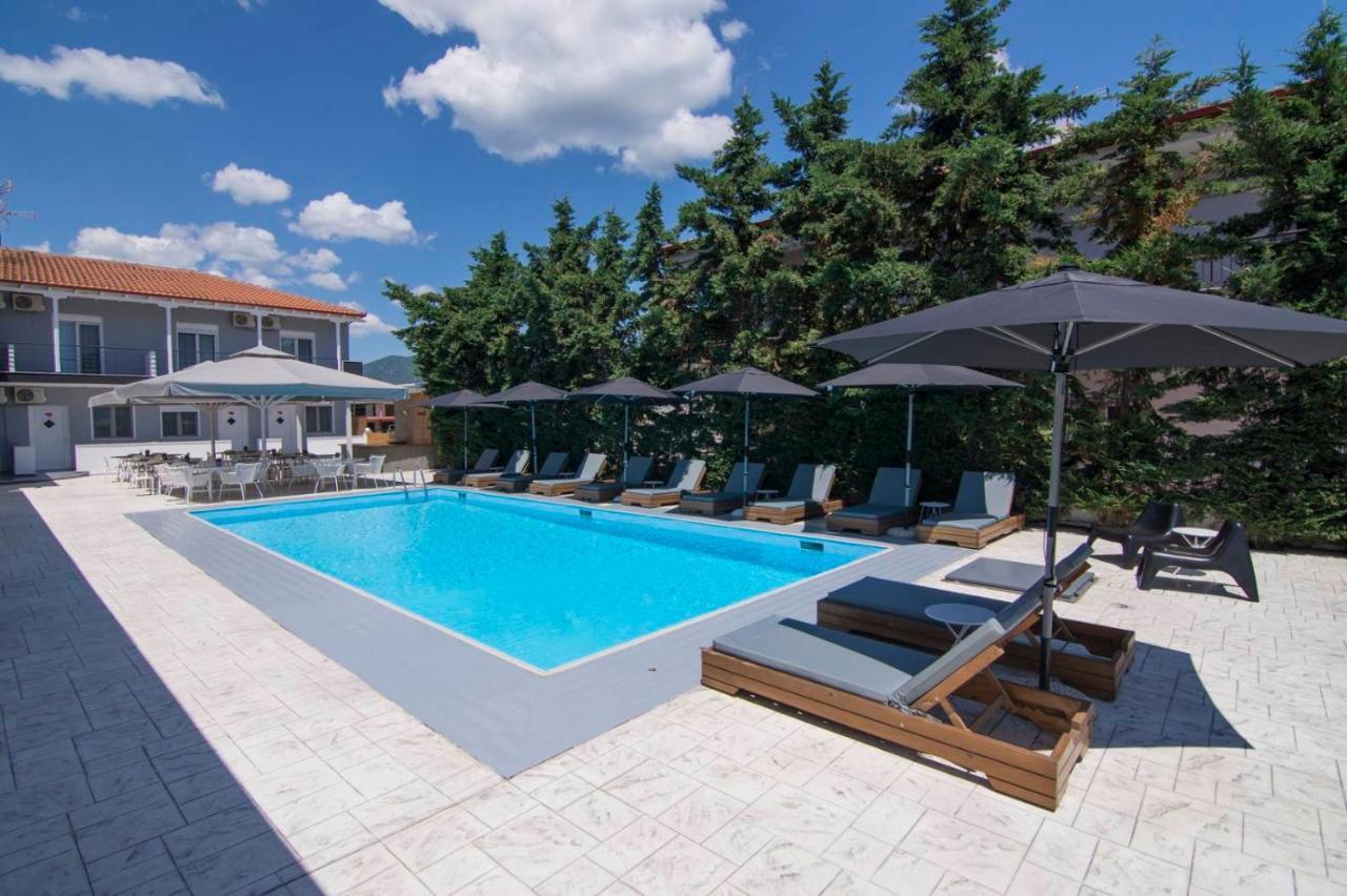 Philoxenia Suites Vrasná Екстериор снимка